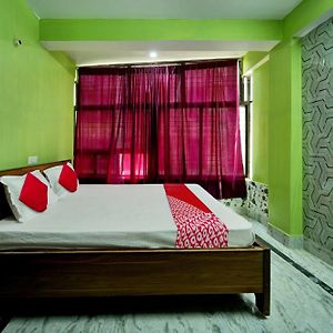 Super Hotel O Mahal Inn